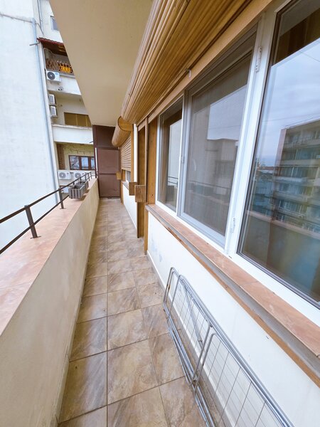 Calea Victoriei Cismigiu etaj 5 bloc consolidat